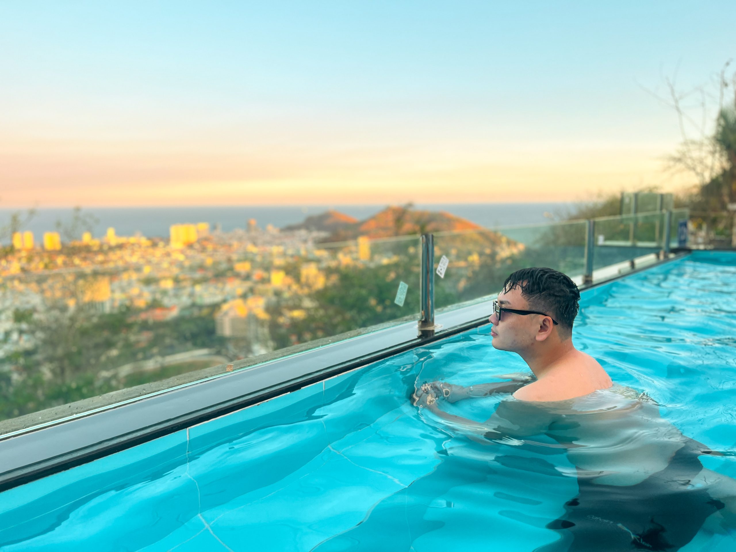  view hồ bơi cực chill tại hồ mây park vũng tàu 